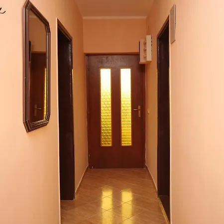 With A Parking Space - 7073 Umag