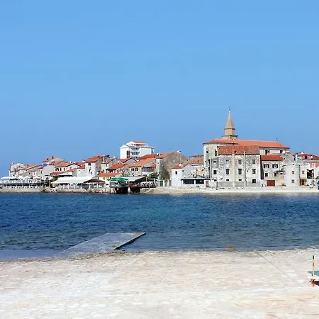 6934a Umag