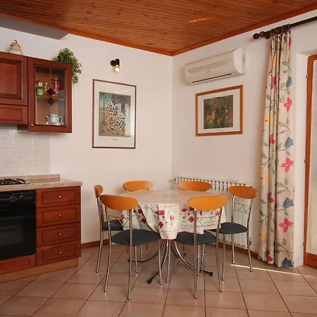 6934a Daire Umag