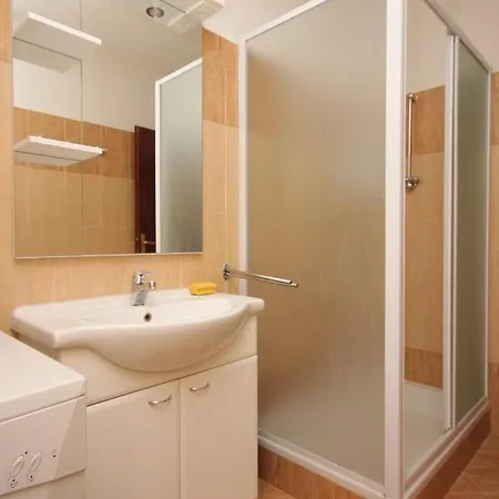 With A Parking Space - 7073 Appartement Umag
